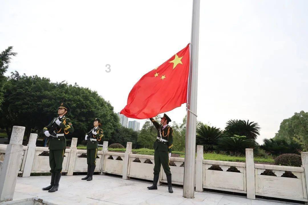 拯救被困的消防员
