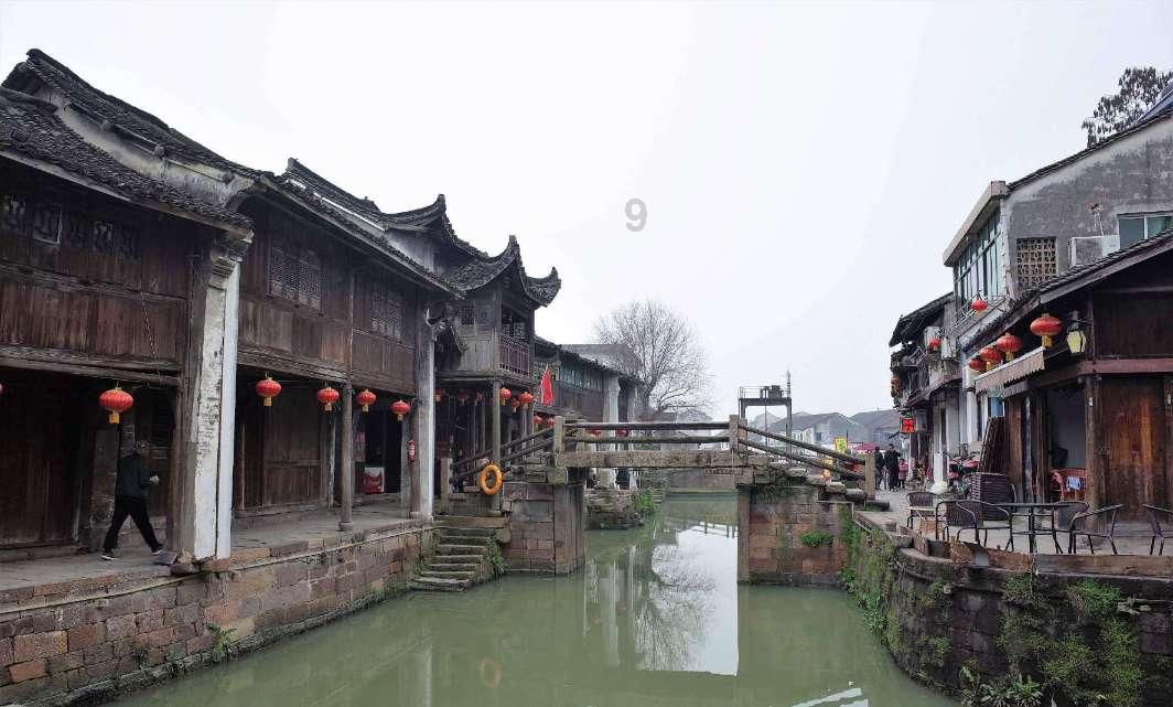 冯小刚向华谊支付1.68亿业绩补偿，究竟是因为什么原因？游戏画面